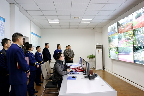 考察智慧云护城墙.jpg