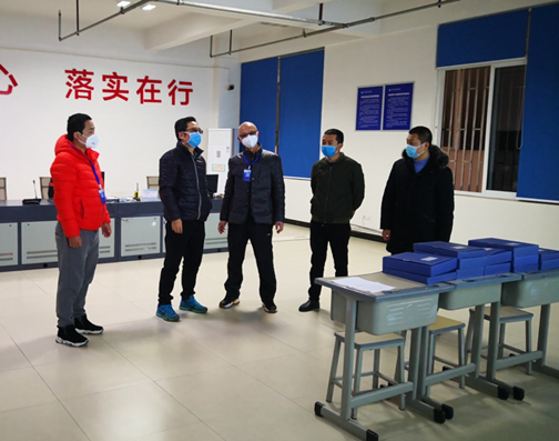 白强调研校园卫士.png 白强调研校园卫士.png