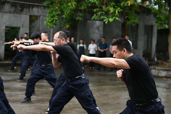 DSC_0226.jpg DSC_0226.jpg