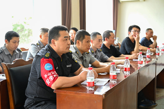 DSC_0561.jpg DSC_0561.jpg