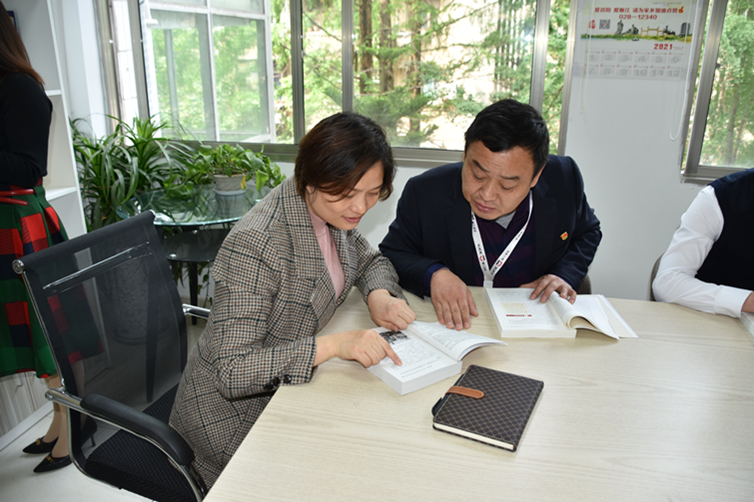 图片2.jpg 图片2.jpg