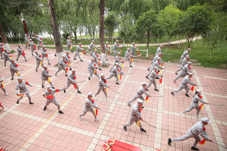 图片4.png 图片4.png